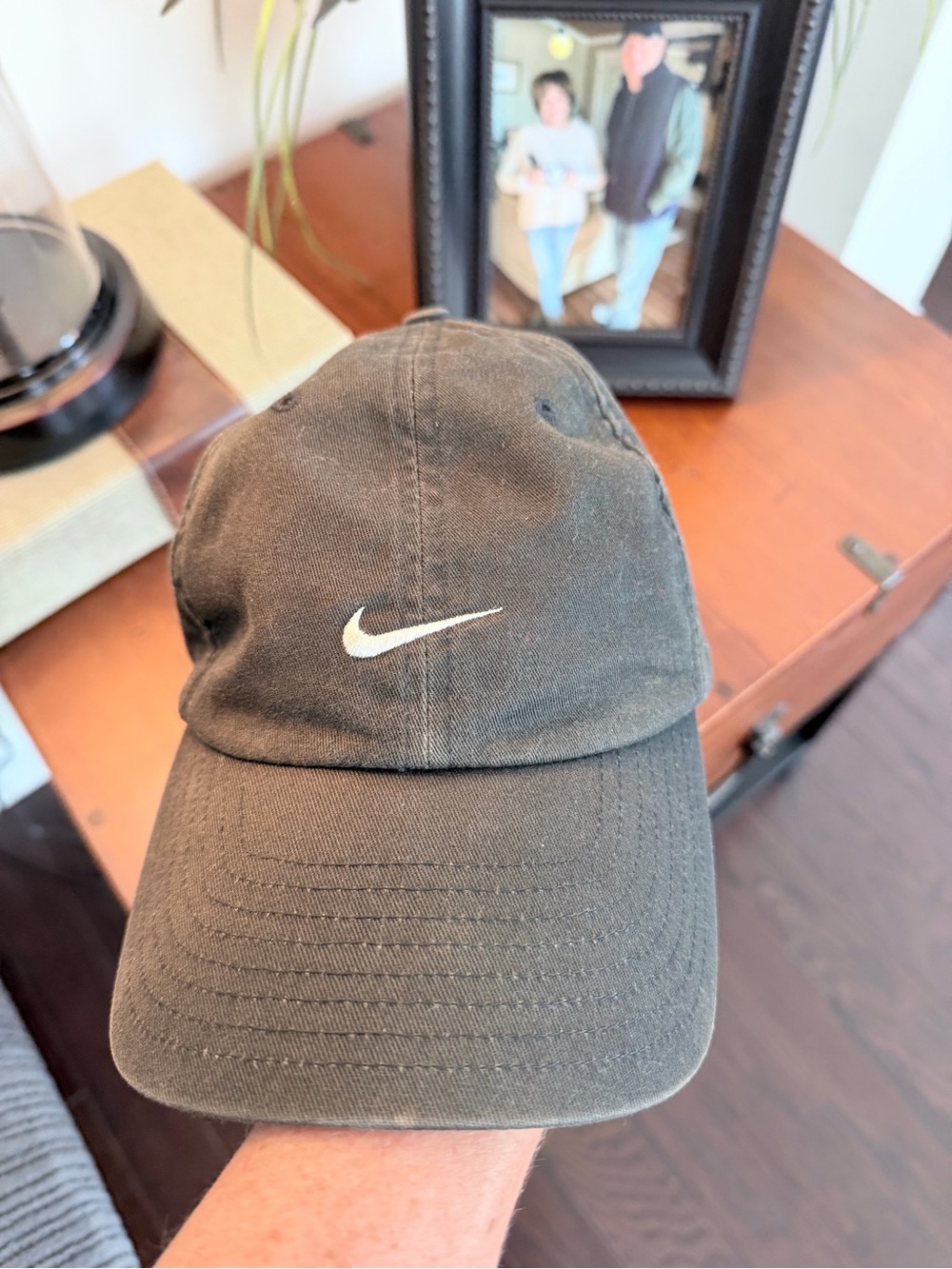 Nike Black Swoosh Baseball Cap - Classic Men's Accessory
